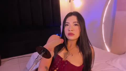 juli_casanova online show from November 20, 2:40 pm