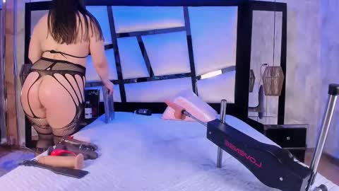   online show from September 23, 6:11 am