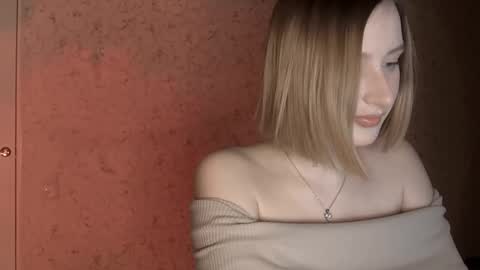 Kate online show from March 1, 7:13 pm