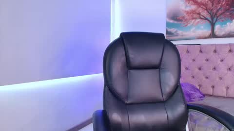  JULIANA CASTRO online show from January 5, 5:27 pm