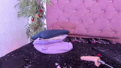 JulianaCarter online show from March 28, 11:25 pm