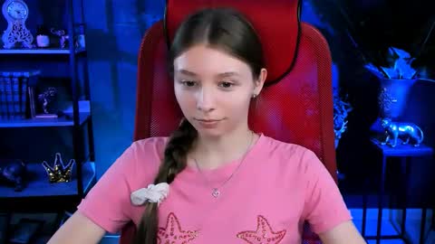 juliedaniel online show from September 26, 10:13 am