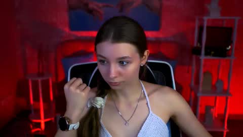 juliedaniel online show from September 19, 4:11 am