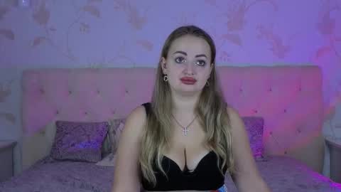 JulieDevis online show from October 29, 7:23 am