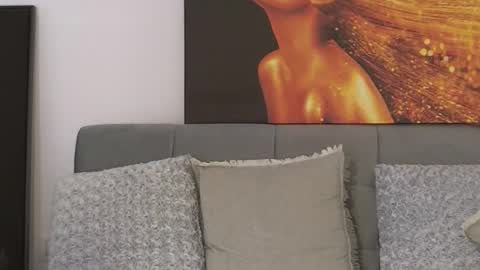 Julia online show from September 10, 7:58 pm