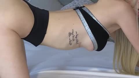 Julia online show from February 26, 9:18 pm