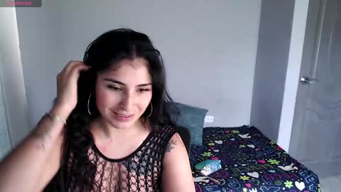Snapshot of julieta4 chatting on January 16, 8:14 pm Julieta4 online show from January 16, 8:14 pm