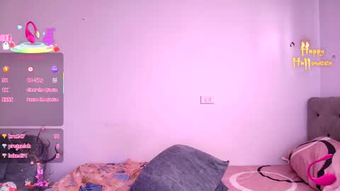 Snapshot of julieta4 chatting on October 9, 9:30 pm Julieta4 online show from October 9, 9:30 pm