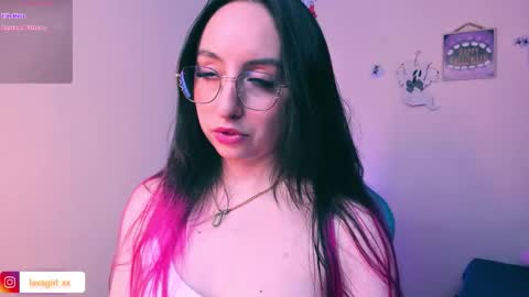 Snapshot of julieta_shelby chatting on October 19, 2:35 am Julieta Independent model online show from October 19, 2:35 am