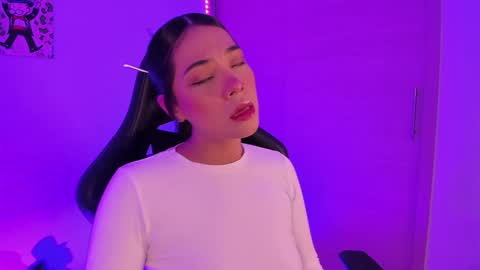 Julieta  online show from December 6, 1:40 am