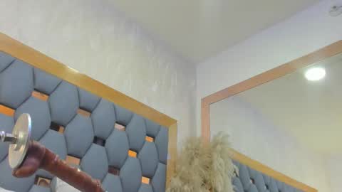 juliette_pretty_ online show from March 6, 8:26 pm