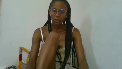 Snapshot of juliexexy chatting on February 8, 2:16 pm juliexexy online show from February 8, 2:16 pm