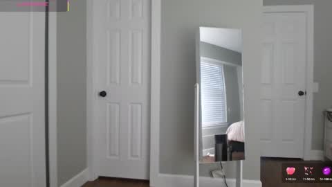 Juli Monroe online show from June 3, 11:44 am