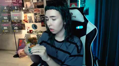 Baroness Von Cringe online show from October 6, 4:01 pm