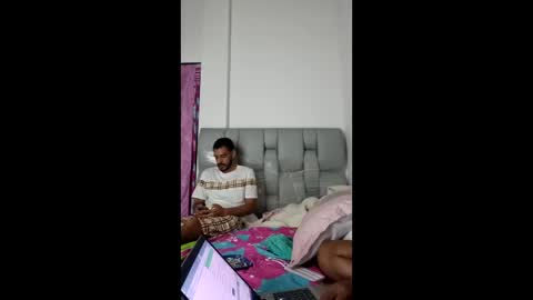 juntos751539 online show from December 19, 5:10 am