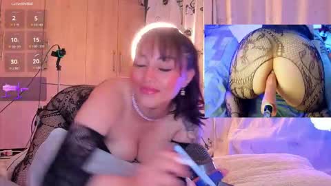  Karolin  online show from February 20, 12:09 am