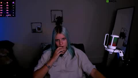 Snapshot of kaela_spell_ chatting on September 15, 10:23 am kaela_spell_ online show from September 15, 10:23 am