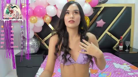 Snapshot of kaily_sweet1 chatting on January 18, 11:43 am kelly online show from January 18, 11:43 am