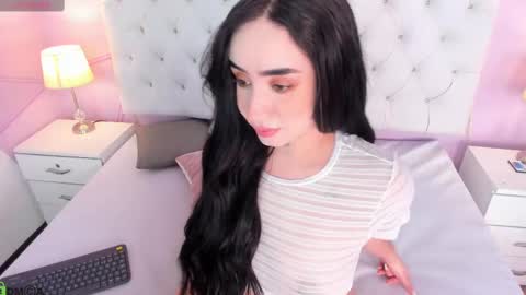 Kailyn online show from September 21, 2:38 pm