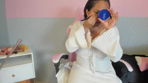 kaira_mosse_ online show from February 11, 11:33 am