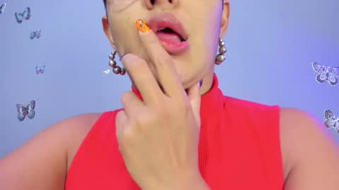 kaira_mosse_ online show from November 1, 2:21 pm