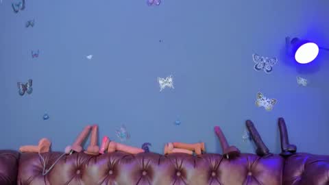 kaira_mosse_ online show from March 18, 11:59 am