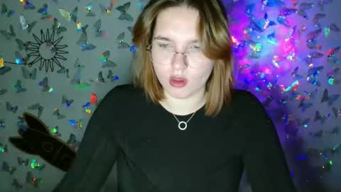 Kaitlin online show from September 28, 10:20 am