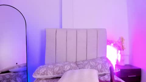 Kali Bloom  online show from May 28, 1:58 am