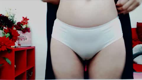 Snapshot of kalysta4u chatting on September 18, 5:17 am kalysta4u - EX - Bestbangmilf online show from September 18, 5:17 am