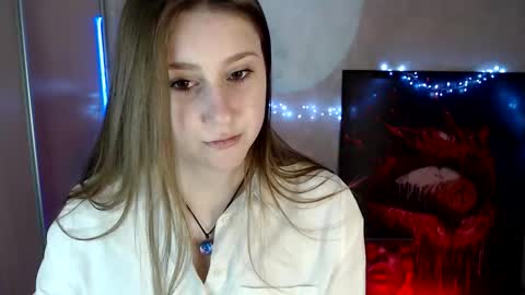 kamilla_love_ online show from April 21, 12:01 pm