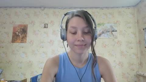 Snapshot of kamisalling chatting on October 5, 6:29 am Mari Simmons online show from October 5, 6:29 am
