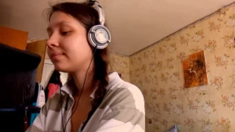 Snapshot of kamisalling chatting on September 18, 8:02 am Mari Simmons online show from September 18, 8:02 am
