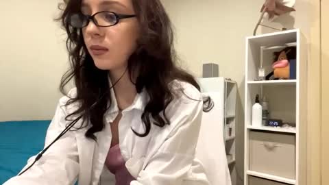 Dana online show from November 19, 7:25 pm