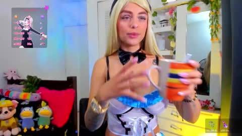 hello  Im Danni online show from March 23, 12:44 pm