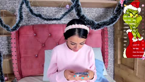 Snapshot of kandygirl_023 chatting on December 31, 2:40 am hello Im Danni online show from December 31, 2:40 am