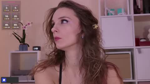 Julia online show from April 4, 11:03 pm