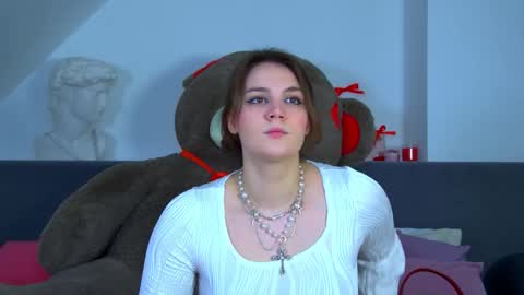 Karen online show from November 25, 6:42 pm