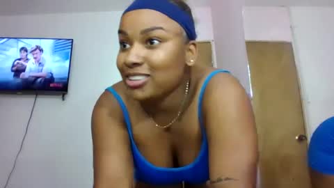 karencordoba1 online show from October 8, 4:50 am