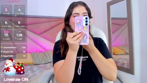 Karen online show from December 31, 3:42 pm