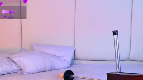 kariinnag online show from March 13, 12:56 am