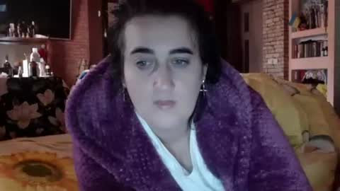 karinkabrunetka2 online show from December 15, 7:35 am