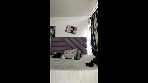 KARINNA  RAVEN online show from March 30, 9:58 pm