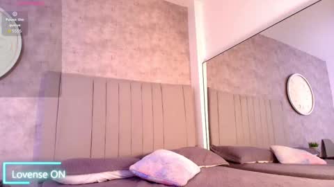 Snapshot of karla__ruiz chatting on September 28, 1:12 am Karla online show from September 28, 1:12 am