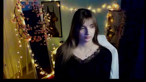 Karla online show from February 22, 1:45 pm