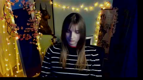 Karla online show from February 18, 1:10 pm