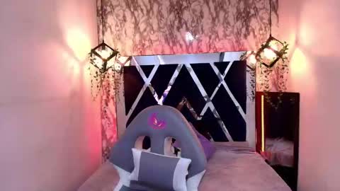 Snapshot of karla_hernandez chatting on September 16, 11:29 am Karla online show from September 16, 11:29 am
