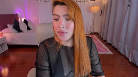 Snapshot of karla_hill_28 chatting on October 14, 2:58 am Karlita online show from October 14, 2:58 am