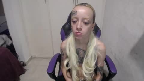 KARLA online show from January 7, 8:45 am