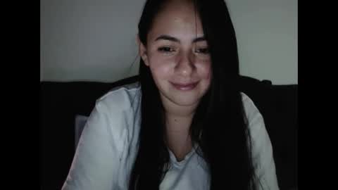 Snapshot of karlagiraldo140 chatting on October 9, 4:38 am Karla Giraldo online show from October 9, 4:38 am