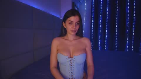 Karlijn online show from February 12, 10:00 pm